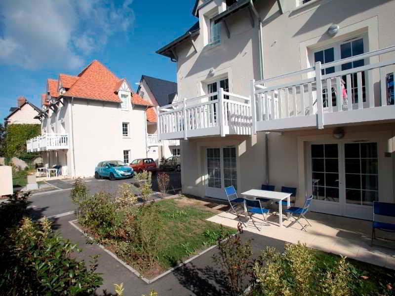 Residence Odalys Le Domaine Des Dunettes Cabourg Eksteriør billede
